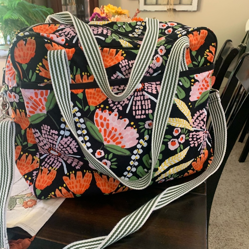 Thirty-One Away for the Weekend Bag, Island Nights